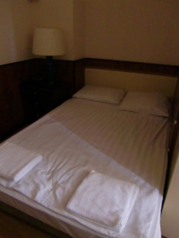 Budget Hotel Thorbecke Амстердам Стая снимка