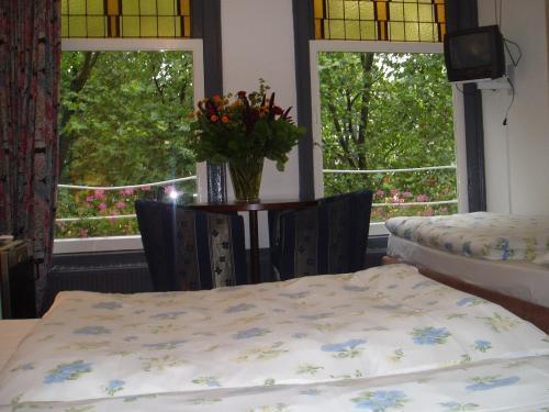 Budget Hotel Thorbecke Амстердам Екстериор снимка