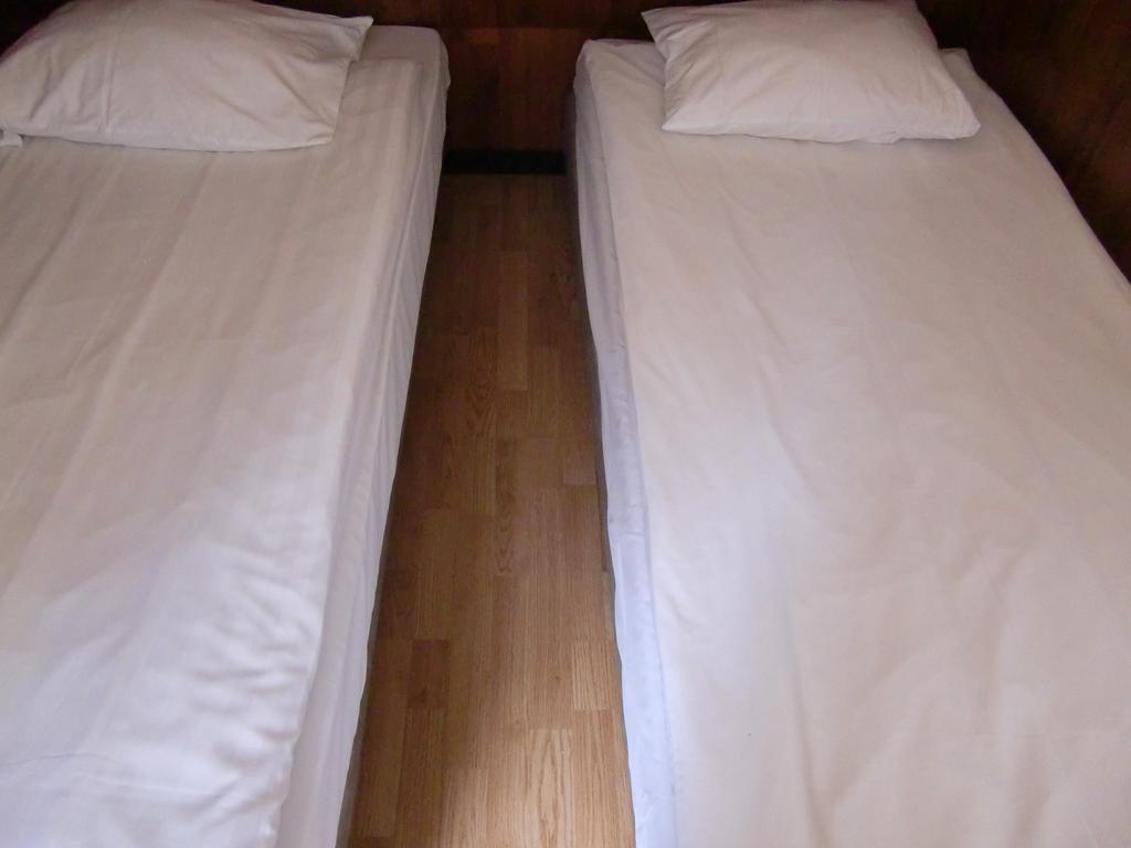 Budget Hotel Thorbecke Амстердам Екстериор снимка